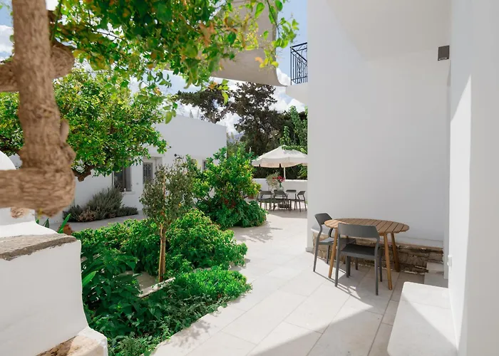 Nautilus Guest house