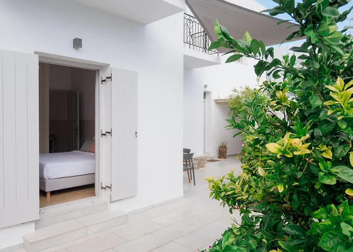 Nautilus Guest house 3*